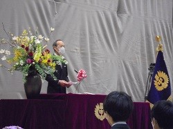 4来賓あいさつ1