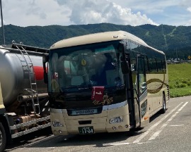 55DFF041-7361-4CF9-8F5C-497462B0CF24