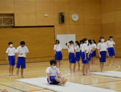 2-12体育3