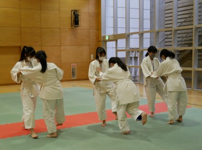 3-3体育4
