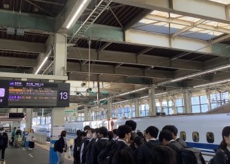 7D743219-B1A2-4123-90EB-E6731DF2F08A