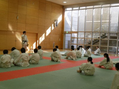 3-3体育2