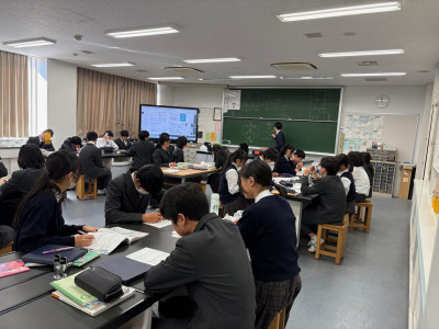 a8140283-5053-4d59-833a-3c19b9f94100