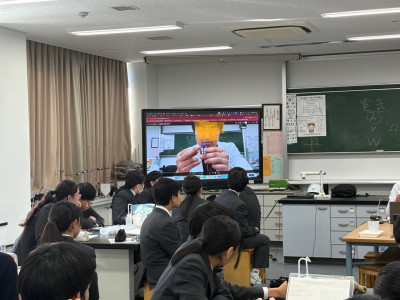 304c1d8b-d558-4a3f-b9a4-3582cf6d39e6