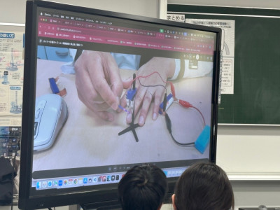 371c7afc-21ce-405c-bfcf-7c4e8cb871c6