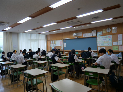 奉仕委員会